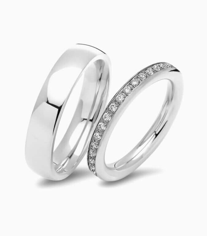 Diamond Accent Solitaire