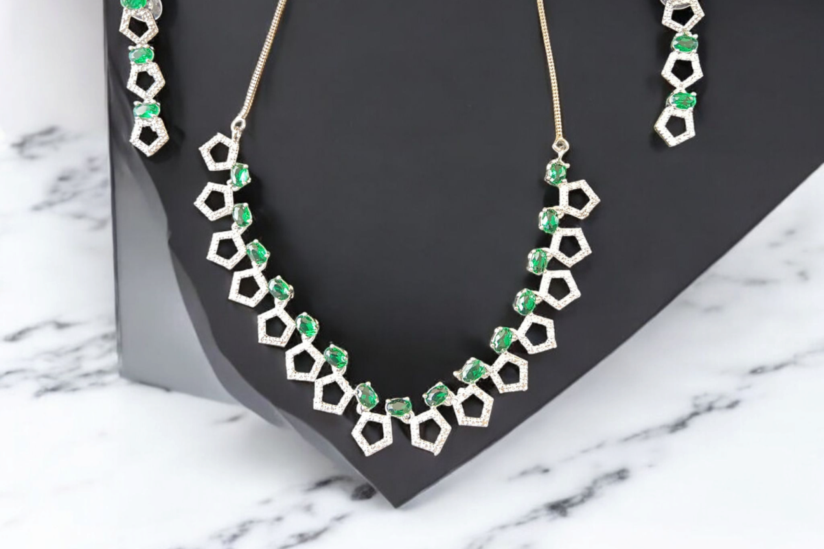 Ellnora’s Multi-Color Emerald and Diamond Necklace Set in Sterling Silver