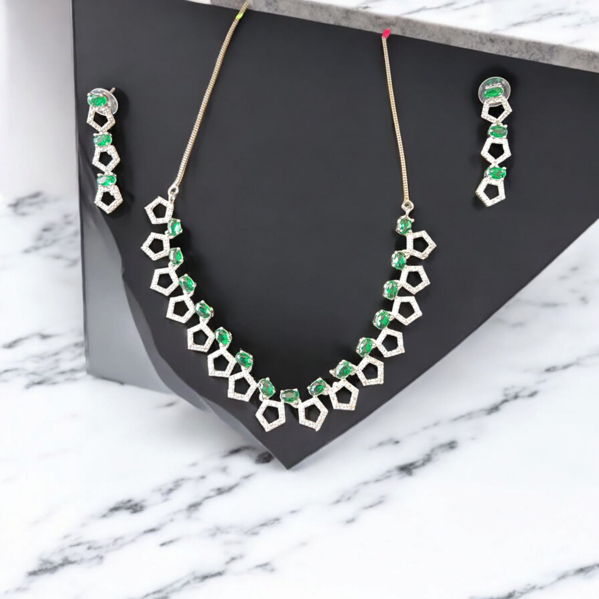 Ellnora’s Multi-Color Emerald and Diamond Necklace Set in Sterling Silver